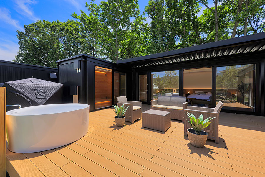 Cabins & Glamping Tents